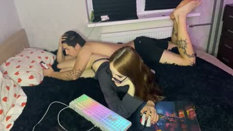 Robert online show from October 19, 3:49 pm