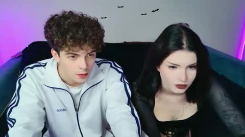 alice and james online show from November 4, 9:32 am