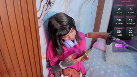 alice online show from November 6, 8:01 pm