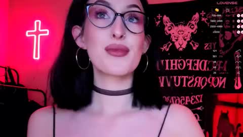 Miss Alice online show from November 16, 12:45 am