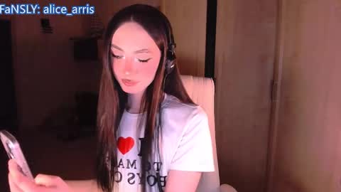 Alice Aris online show from March 28, 6:42 pm