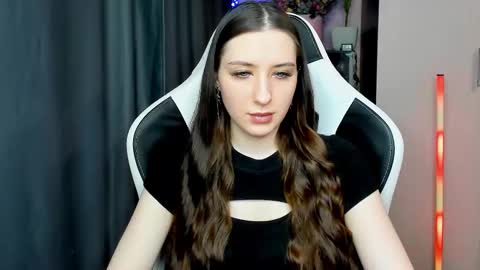 Alice online show from October 31, 12:38 pm