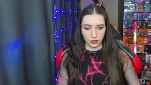 Alice online show from December 25, 4:43 pm