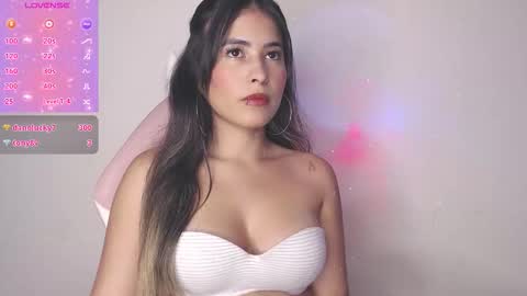 alice_cespedes online show from October 30, 10:10 pm