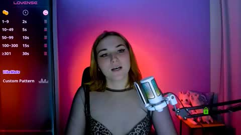 Snapshot of alice_cold chatting on October 15, 10:27 am alice_cold online show from October 15, 10:27 am