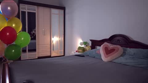 DONT YOU DARE NOT SEEING MY BIRTHDAY STREAM NOVEMBER 12 ILL BE 21 1400 GMT-5  CHECK MY LOVENSE WISHLIST online show from November 12, 8:33 pm