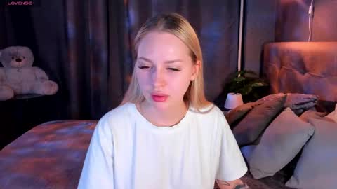 Snapshot of alice_elf chatting on September 25, 12:39 am Alice online show from September 25, 12:39 am