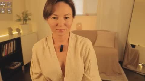 Snapshot of alice_eva chatting on September 24, 11:17 am alice_eva online show from September 24, 11:17 am
