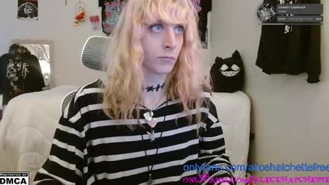 Alice Hatchette online show from October 13, 8:55 pm