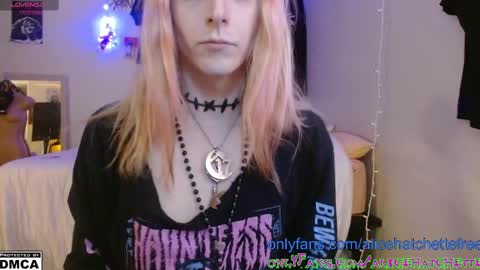 Alice Hatchette online show from September 14, 12:57 am