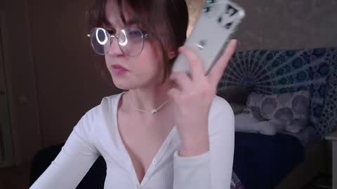 Snapshot of alice_love_fuck chatting on March 9, 2:54 pm Alice love fuck online show from March 9, 2:54 pm