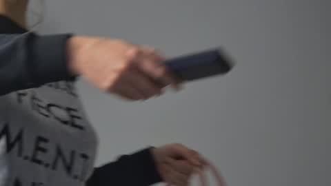 AliceMunro online show from October 21, 9:29 pm