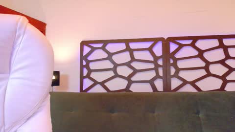 alice_rous21 online show from November 8, 3:26 pm