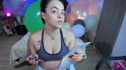 Alice online show from January 24, 8:43 pm