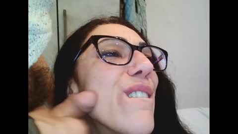 Snapshot of aliceanddave chatting on March 4, 7:54 pm aliceanddave online show from March 4, 7:54 pm