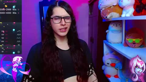 Snapshot of alicebathory_ chatting on December 22, 1:55 am Alice Bathory online show from December 22, 1:55 am