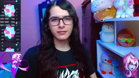 Snapshot of alicebathory_ chatting on January 29, 11:14 pm Alice Bathory online show from January 29, 11:14 pm