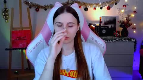 alicecharmy online show from December 19, 10:11 am