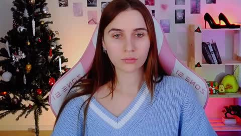 alicecharmy online show from December 19, 12:01 pm