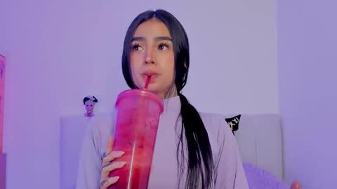 Alice  online show from October 16, 7:46 pm