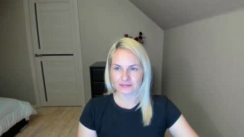 Snapshot of alicee__grace chatting on September 29, 6:51 pm Alicee online show from September 29, 6:51 pm