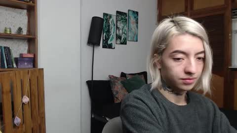 alicee_logan_ online show from March 11, 2:25 am