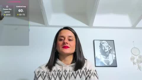 Snapshot of alicee_milf_ chatting on September 29, 11:09 am Aleja online show from September 29, 11:09 am
