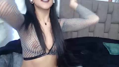 Alice online show from December 10, 5:22 pm