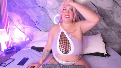 Alice online show from December 13, 8:15 pm