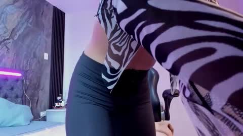 alicee_stonee_ online show from December 13, 8:04 pm