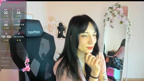 Alice online show from April 11, 7:45 am