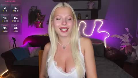 Alice online show from September 26, 10:45 am