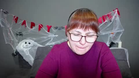 AliceInks online show from October 18, 6:17 am