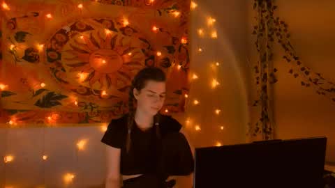 Alice online show from February 4, 5:11 am