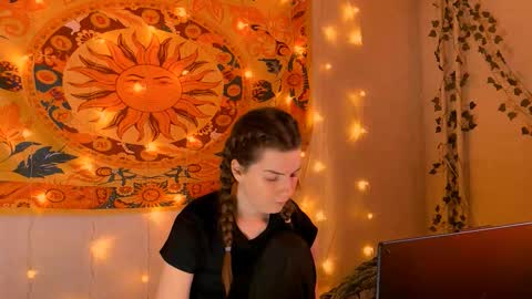 Alice online show from February 5, 5:11 am