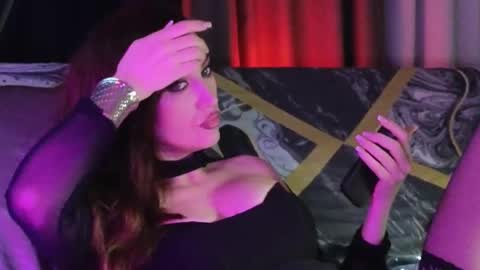 Snapshot of alicejameson chatting on September 21, 9:08 pm alicejameson online show from September 21, 9:08 pm