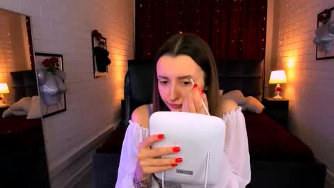 Snapshot of alicelidse chatting on September 12, 1:35 pm Alice online show from September 12, 1:35 pm