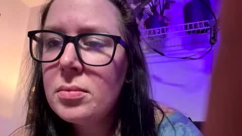 alicem1010 online show from March 16, 1:31 am