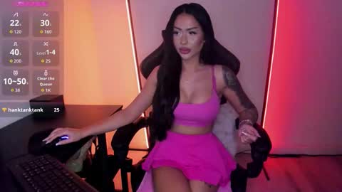 alicemadyson online show from December 14, 8:15 pm