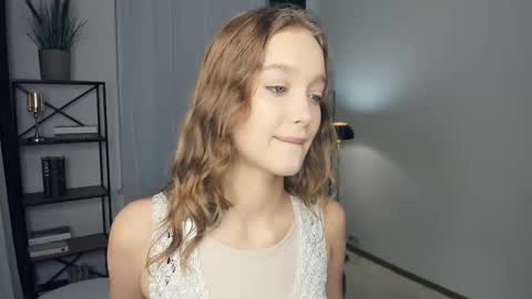 Serena online show from December 14, 6:08 am