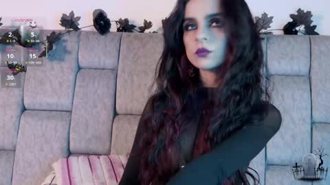 Snapshot of alicenoir_ chatting on October 6, 10:27 pm alicenoir_ online show from October 6, 10:27 pm