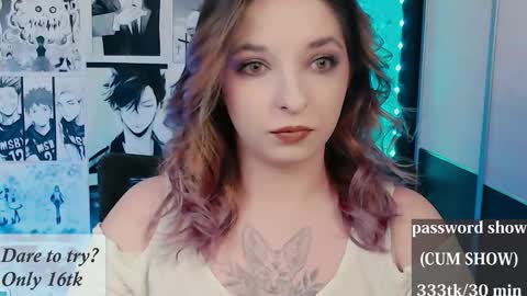 aliceriddle1 online show from February 1, 7:55 pm