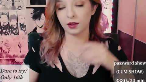 aliceriddle1 online show from February 13, 9:18 pm