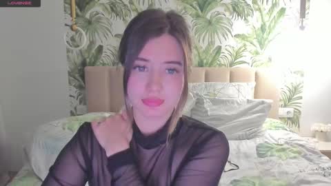 Snapshot of alicetuker chatting on September 29, 6:07 pm Alice online show from September 29, 6:07 pm