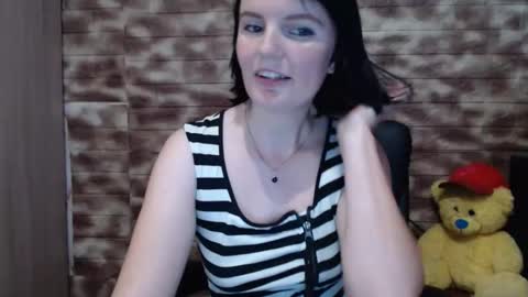 Snapshot of alicexbaby chatting on October 18, 12:09 pm Alicexbaby online show from October 18, 12:09 pm