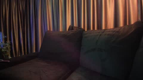 Snapshot of alicexsquirt chatting on January 9, 7:21 am Alice online show from January 9, 7:21 am