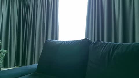 Snapshot of alicexsquirt chatting on March 2, 12:32 pm Alice online show from March 2, 12:32 pm