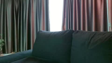 Snapshot of alicexsquirt chatting on February 2, 7:41 am Alice online show from February 2, 7:41 am