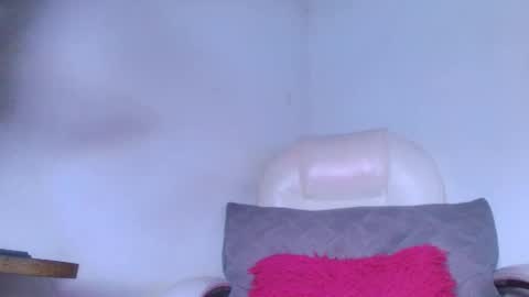 Snapshot of alicia_kyse chatting on March 12, 9:12 am Alicia Kyse online show from March 12, 9:12 am