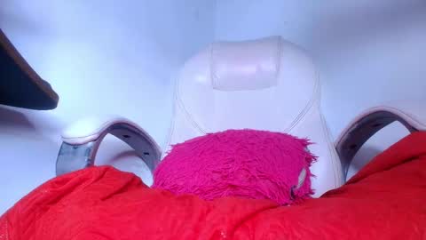 Snapshot of alicia_kyse chatting on March 11, 6:19 am Alicia Kyse online show from March 11, 6:19 am